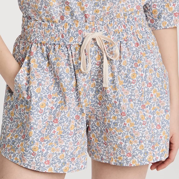 NWT Apiece Apart Floral Shirred Mission Top & Trail Shorts in Sweet Multi Size M - Picture 3 of 3